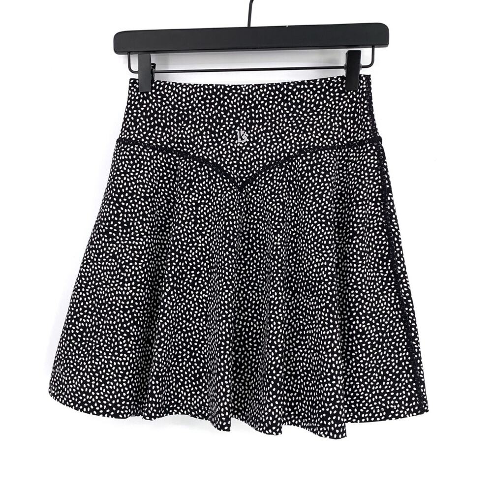 NWT BUFFBUNNY Succulent Skort Black White Polka Dot M - Picture 5 of 6